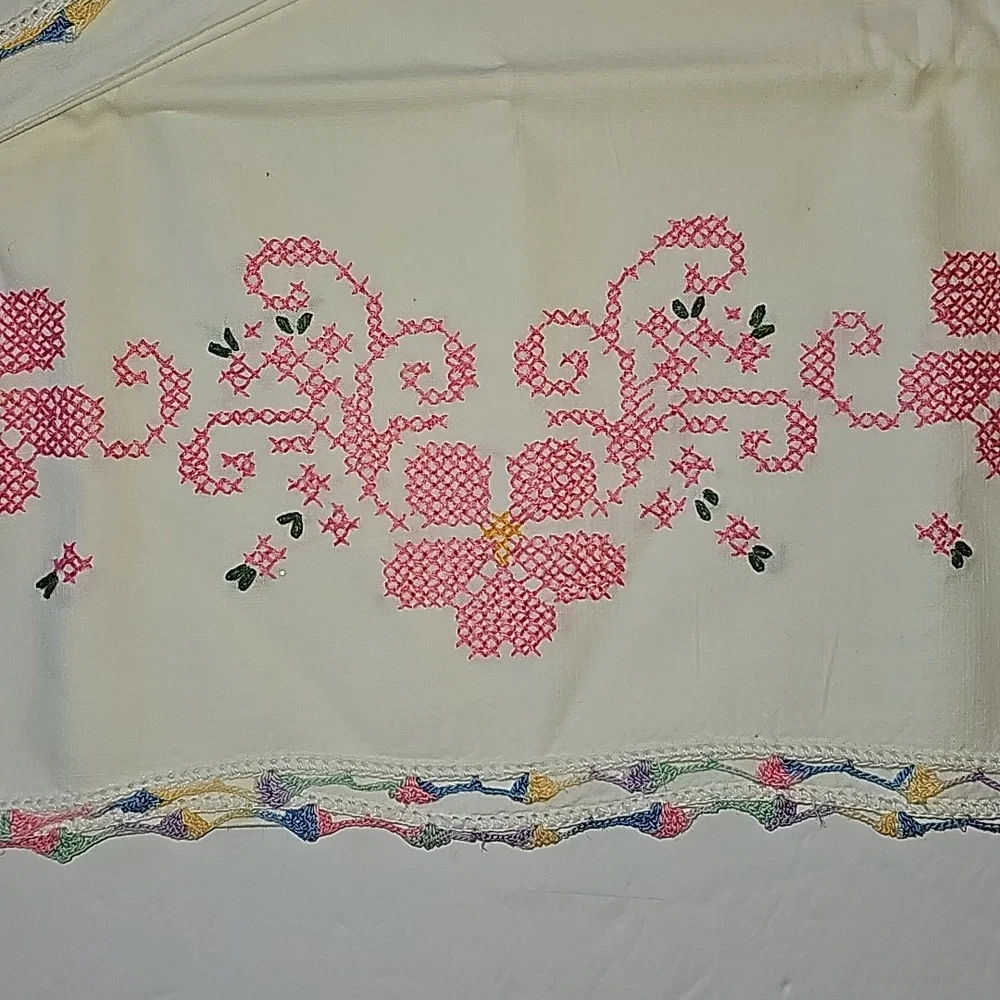 Vintage TWO Crocheted & Embroidered Standard White Pillowcases Granny Made NWOT